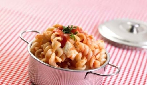 Tornillos en salsa de tomate y quesos