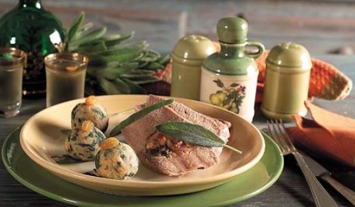 Lengua guisada y rellena