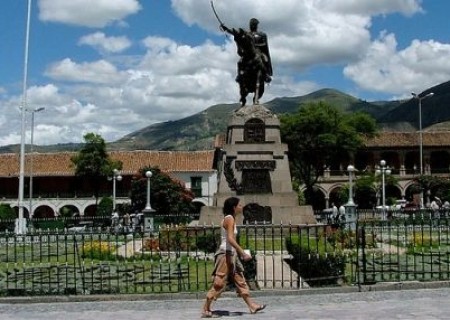 Creación de la ciudad de Huamanga (Ayacucho)