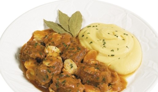 Goulash a la húngara