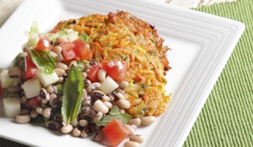 Ensalada de frejol con discos de papa al horno