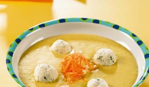 Puré de ollucos con verduras ralladas y bolitas de queso