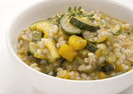 Risotto de cebada, zapallo macre y zapallito italiano