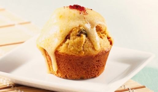 Panecillos cubiertos de queso mantecoso