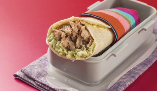 Enrolladitos de atún y palta