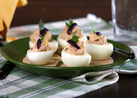 Huevos rellenos