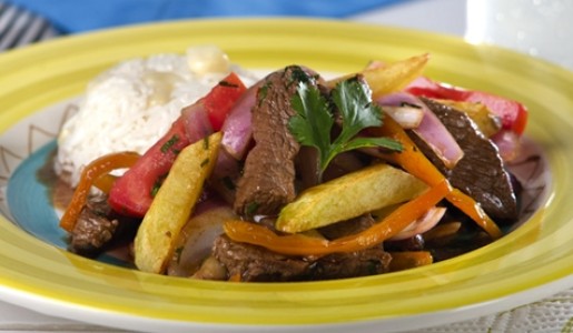 Lomo saltado