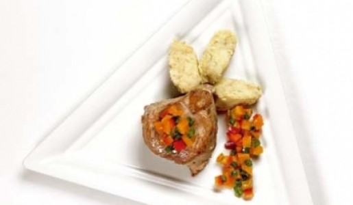 Bonito a la plancha con puré de quinua