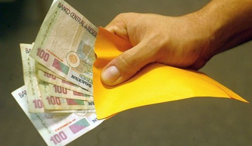 Cinco puntos a considerar antes de hacer un préstamo