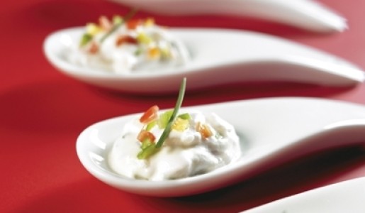 Cucharitas con almejas a la crema picante