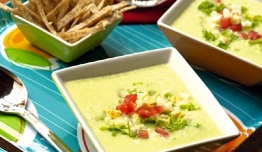 Sopa fría de palta