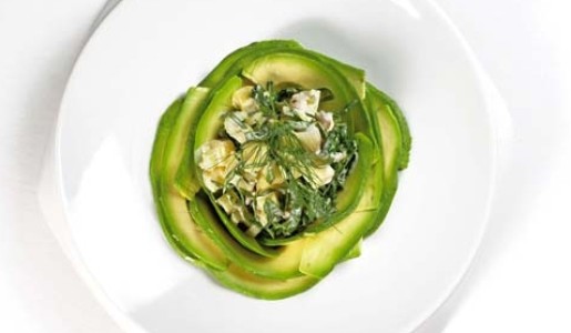 Canastas de palta a lo Waldorf